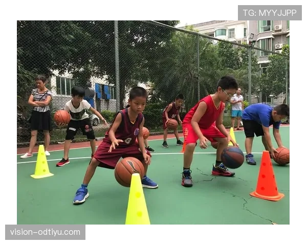 持球启动规则解析：如何正确开始运球避免违例？